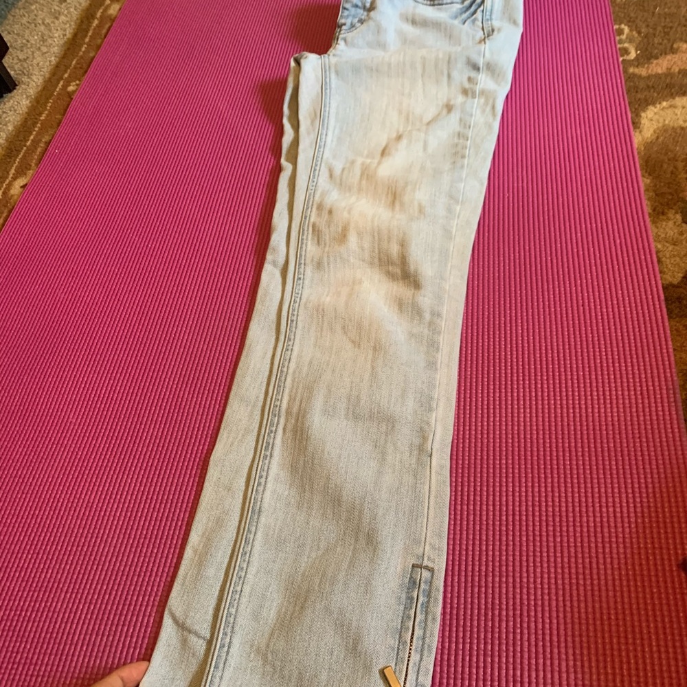 11 pairs of pants like new or new.  Several brands - Picture 15 of 15